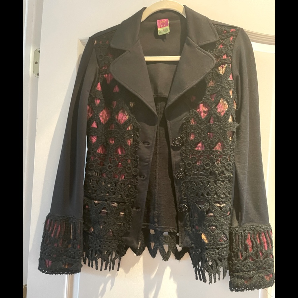 Save the Queen funky fitted blazer